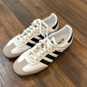 Adidas women’s samba size 7 women’s